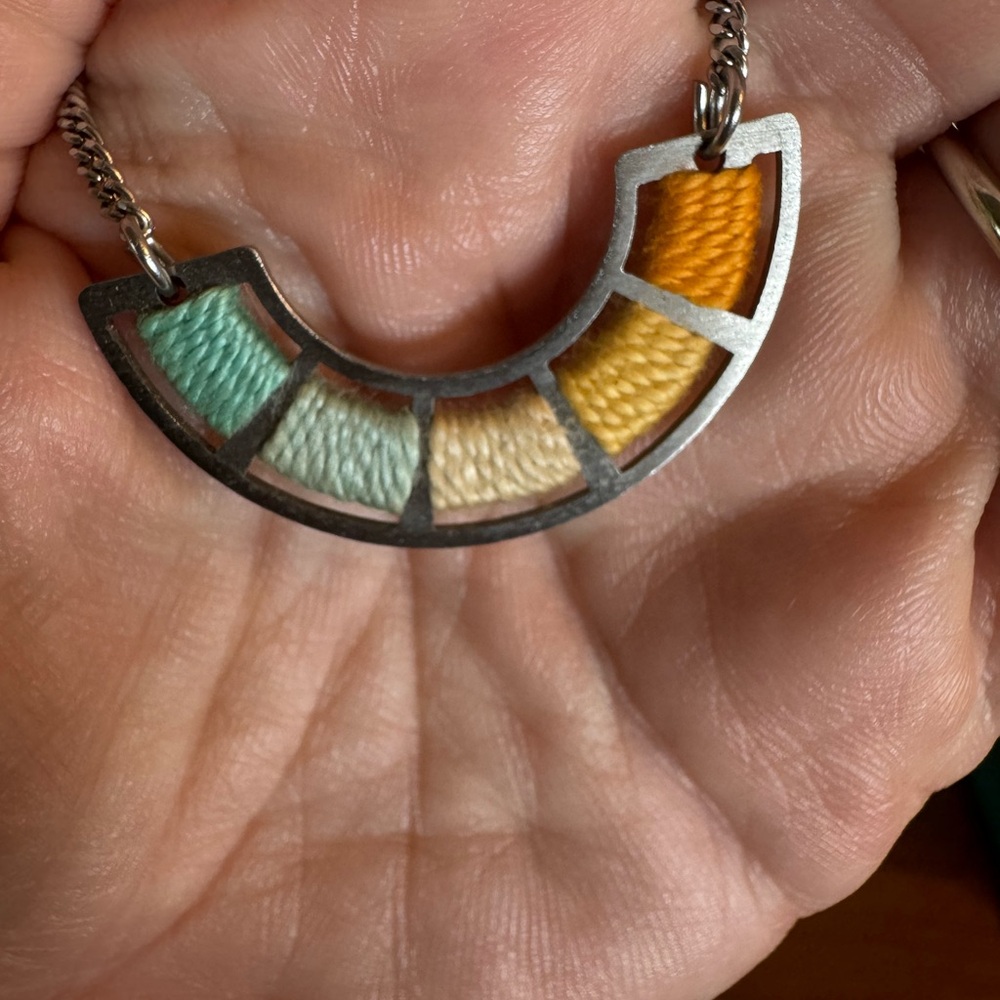 Days of August Colorwheel Necklace in Tropical Pastel (Small)